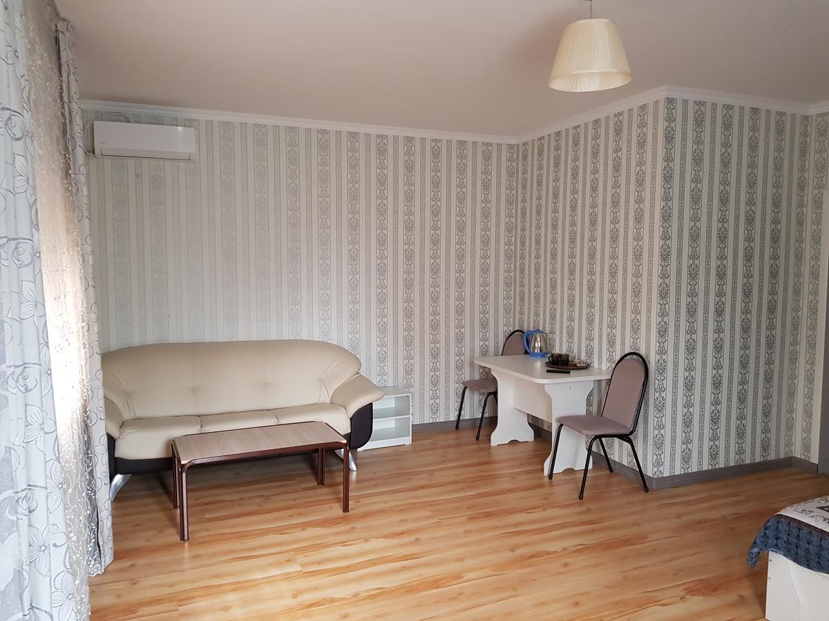 Mini Hotel Leila Almaty Eksteriør billede